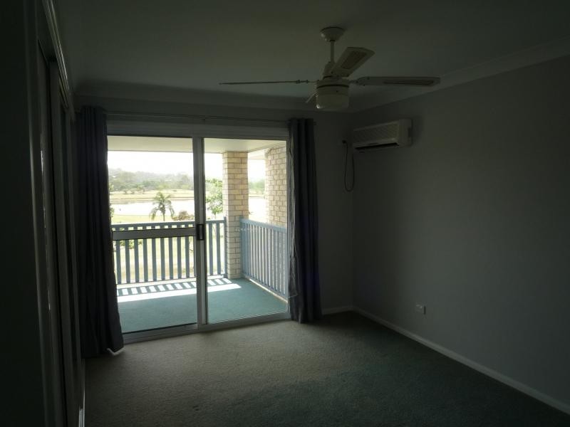 8 Peninsula Ave, Cornubia QLD 4130