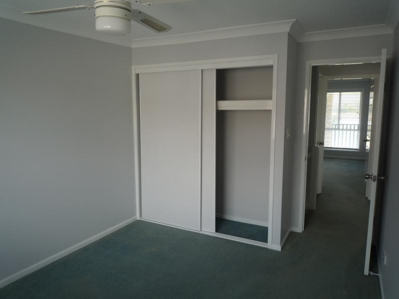 8 Peninsula Ave, Cornubia QLD 4130