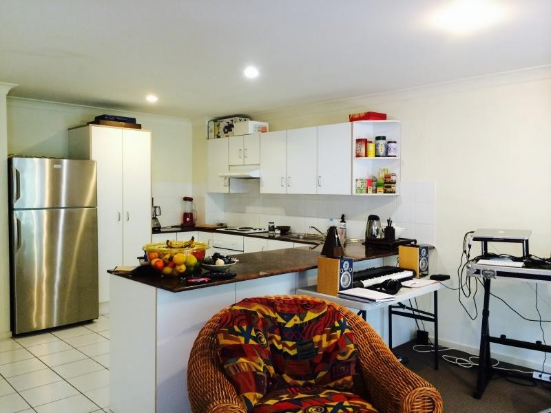 206 DArcy Road, Norman Park QLD 4170