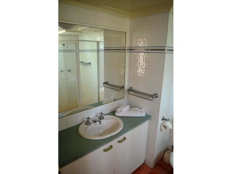 38 Enderley Ave, Surfers Paradise QLD 4217