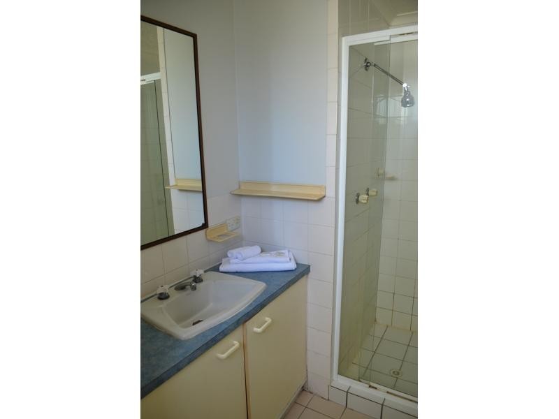 38 Enderley Ave, Surfers Paradise QLD 4217