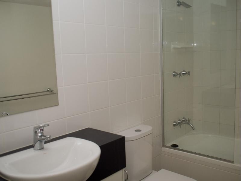 170 Leichhardt Street, Spring Hill QLD 4000