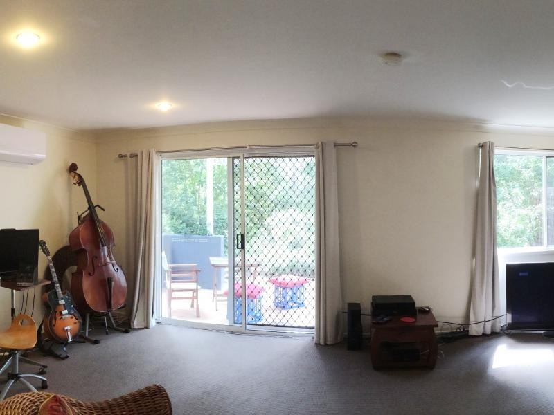 206 DArcy Road, Norman Park QLD 4170