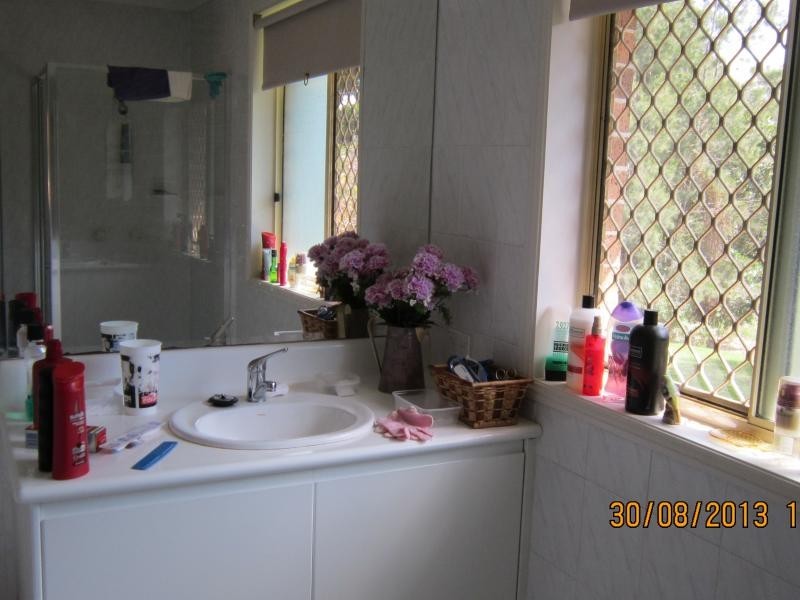 32 RIVERVIEW ROAD, Nerang QLD 4211