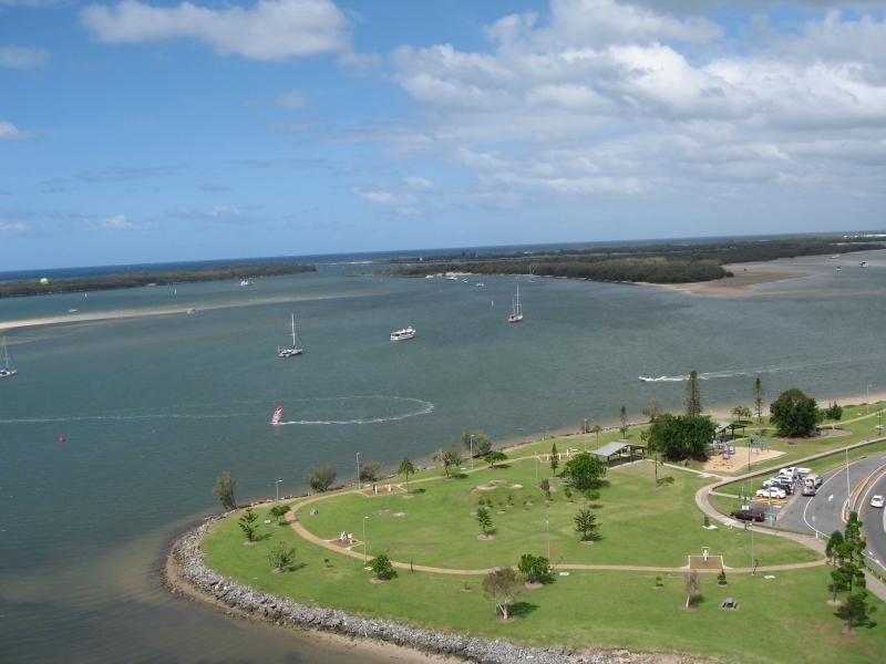 5 Bayview Street, Runaway Bay QLD 4216