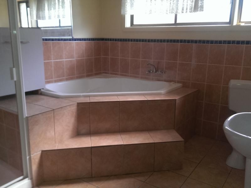 162 Jerrang Street, Chapel Hill QLD 4069