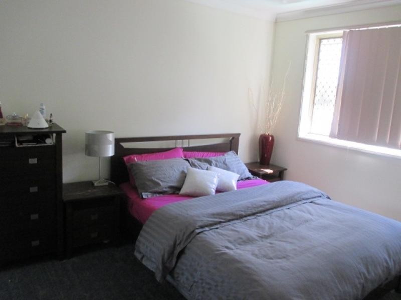 32 RIVERVIEW ROAD, Nerang QLD 4211