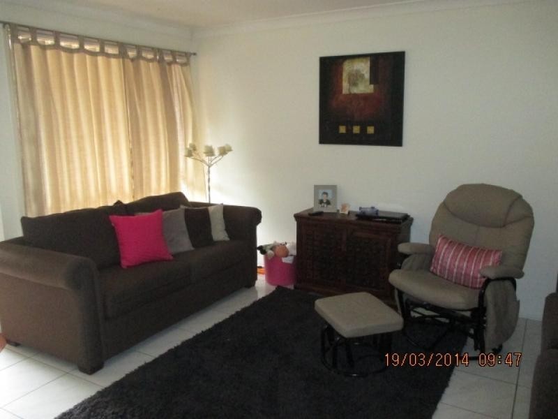 32 RIVERVIEW ROAD, Nerang QLD 4211