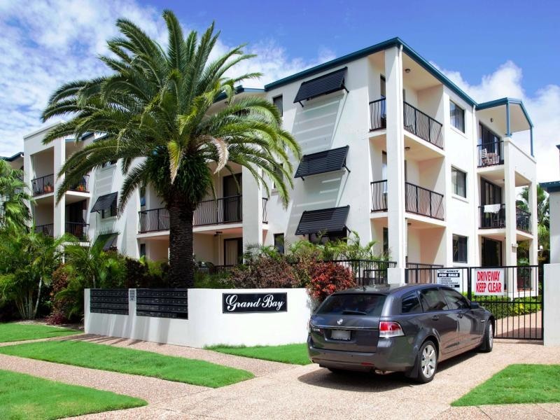 38 Labrador Street, Labrador QLD 4215