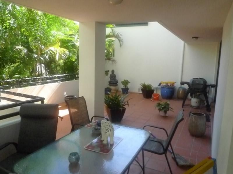38 Labrador Street, Labrador QLD 4215