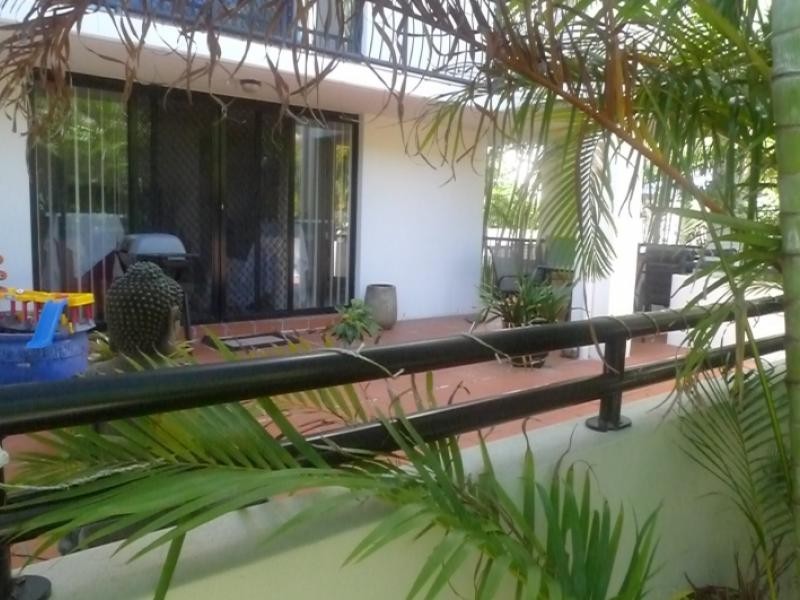38 Labrador Street, Labrador QLD 4215