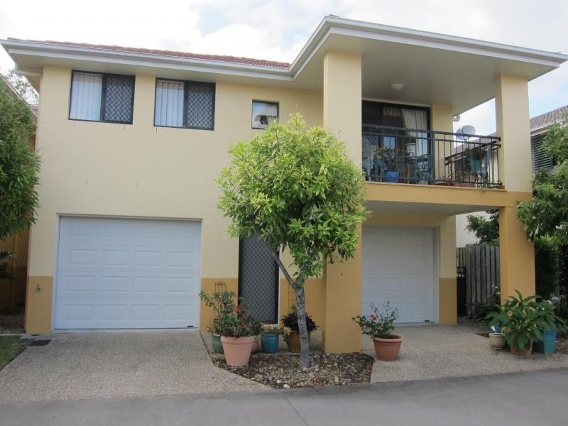 110 Scrub Rd, Carindale QLD 4152