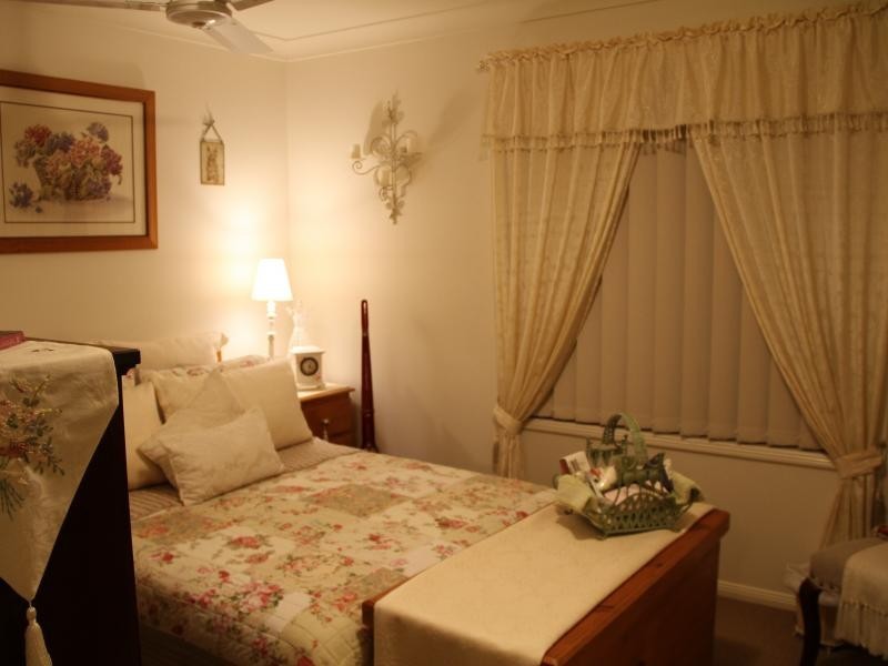 110 Scrub Rd, Carindale QLD 4152