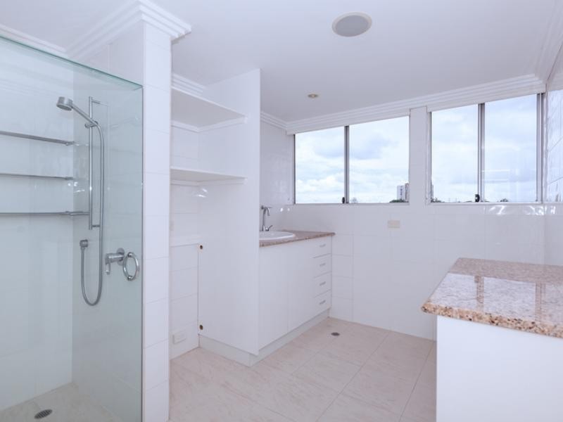 104 Dornoch Terrace, Highgate Hill QLD 4101