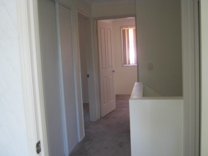 32 RIVERVIEW ROAD, Nerang QLD 4211