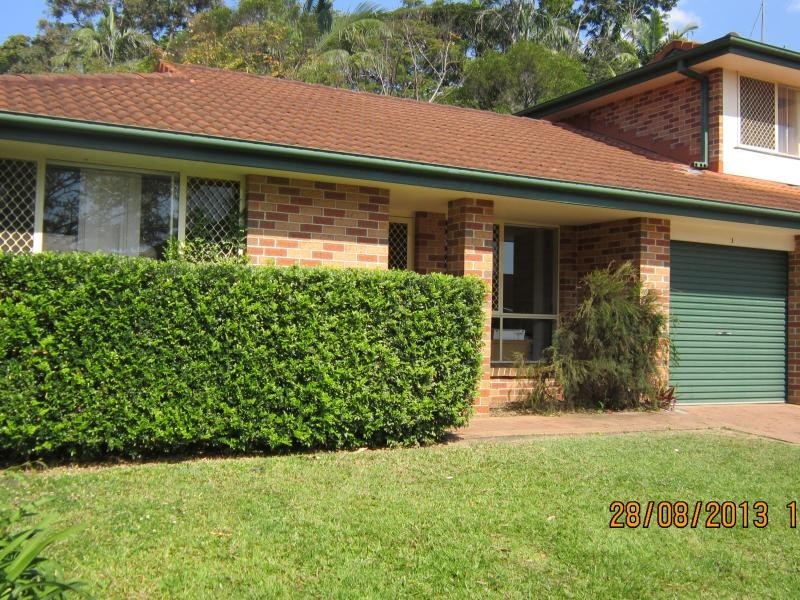 32 RIVERVIEW ROAD, Nerang QLD 4211