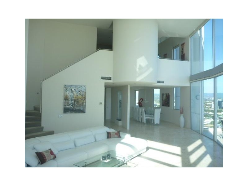 40 RIVERVIEW  PDE, Surfers Paradise QLD 4217