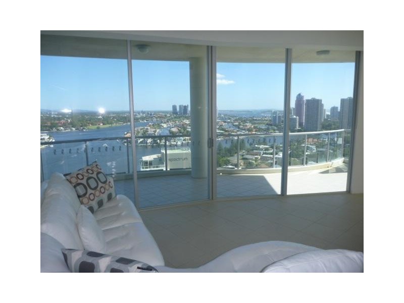 40 RIVERVIEW  PDE, Surfers Paradise QLD 4217