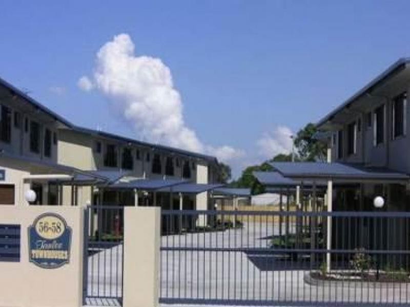 56-58 Main St, Pialba QLD 4655