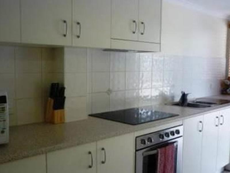 56-58 Main St, Pialba QLD 4655