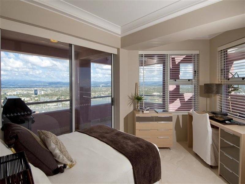 12 Commodore drive, Paradise Waters QLD 4217