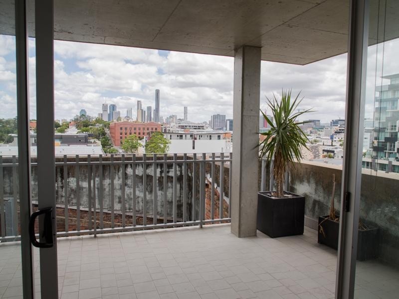 8 Skyring Terrace, Teneriffe QLD 4005