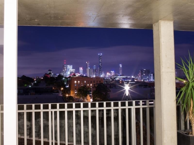 8 Skyring Terrace, Teneriffe QLD 4005