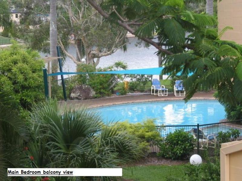 111 Markeri Street, Mermaid Waters QLD 4218