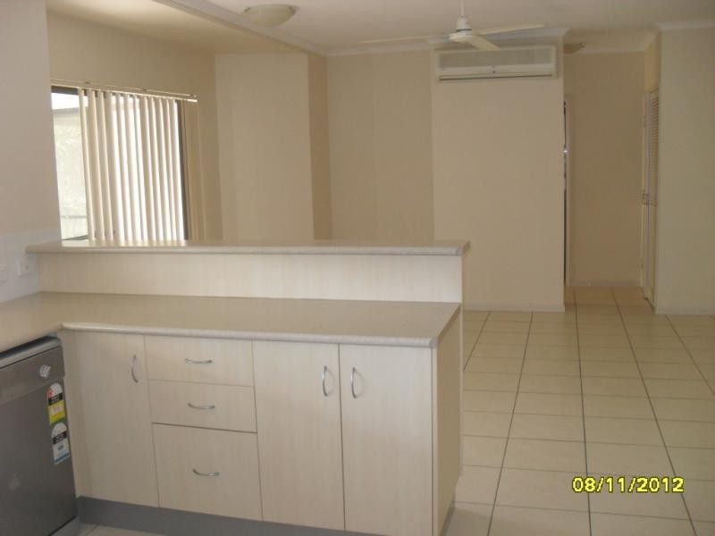 434-446 Kamerunga Rd, Redlynch QLD 4870