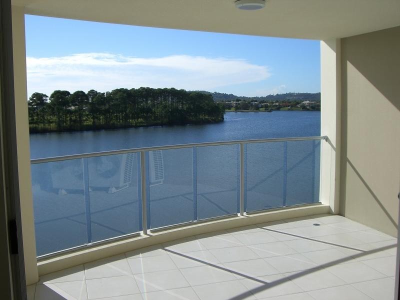 251 Varsity pde, Varsity Lakes QLD 4227