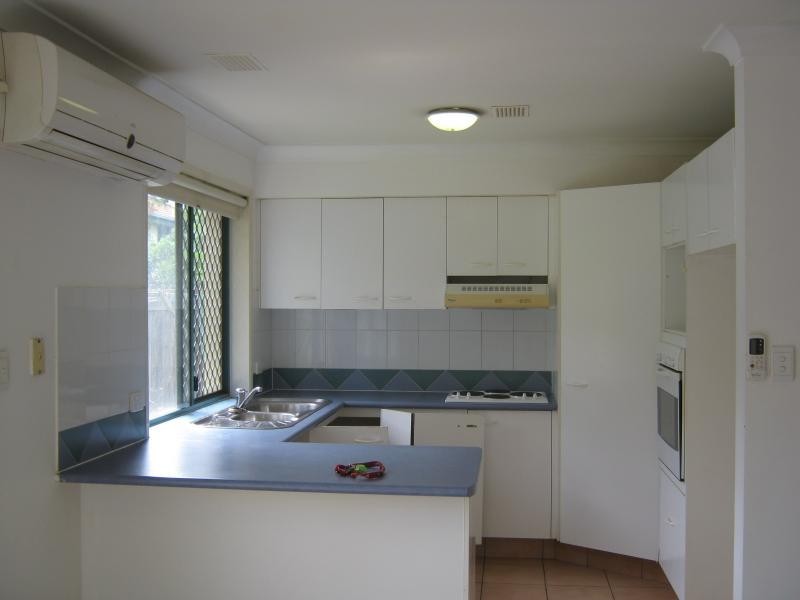 28 Ancona St, Carrara QLD 4211