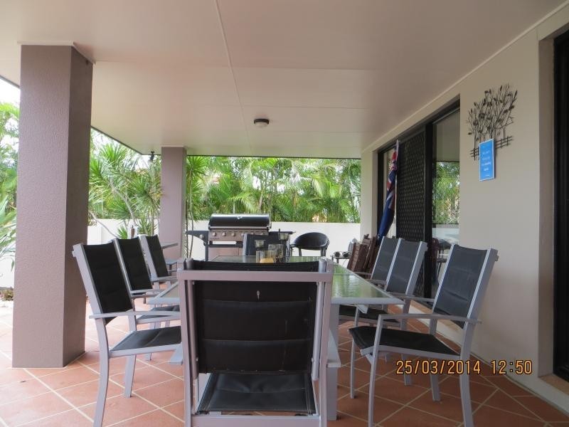 7 Bernard Court, Arundel QLD 4214