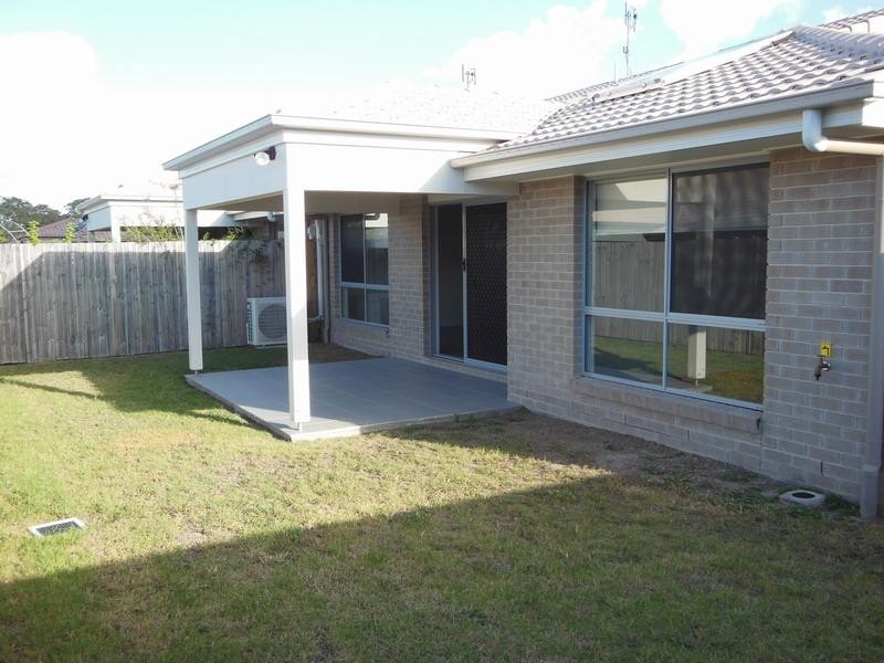 230 Pulgul St, Urangan QLD 4655