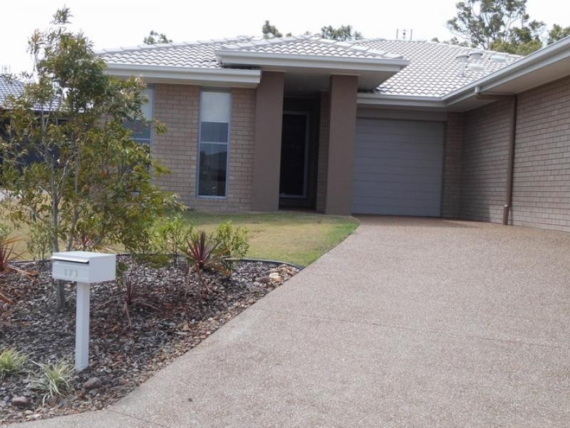 230 Pulgul St, Urangan QLD 4655