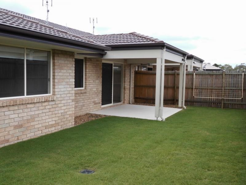 230 Pulgul St, Urangan QLD 4655