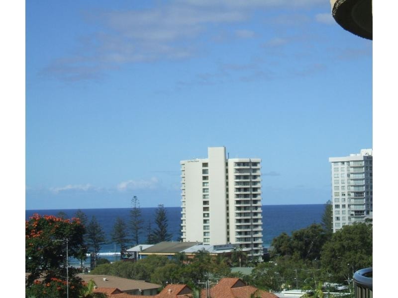 29 Hill Ave, Burleigh Heads QLD 4220