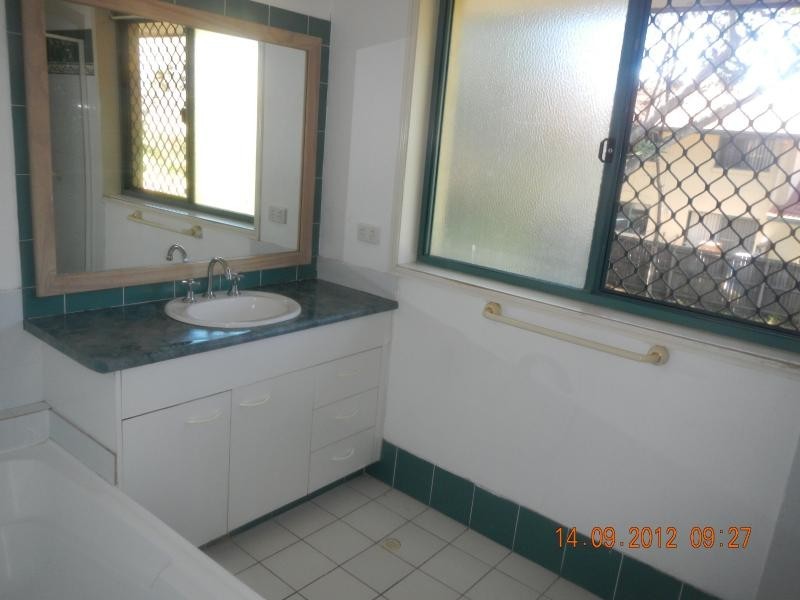 28 Ancona St, Carrara QLD 4211