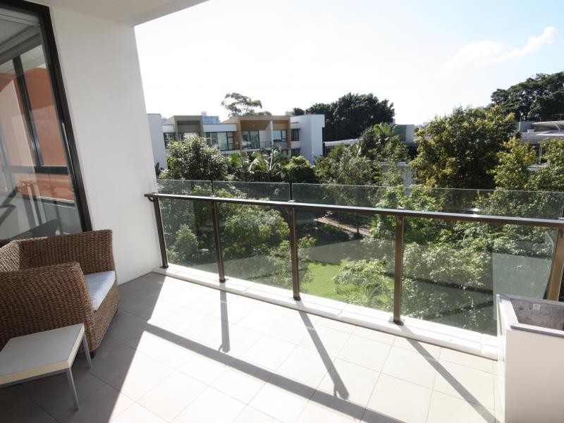 10 Pidgeon Close, West End QLD 4101