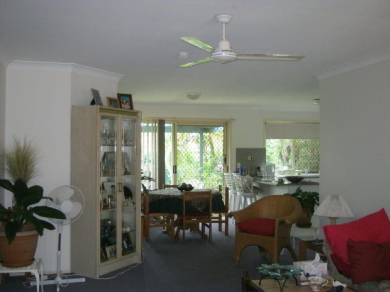 32 RIVERVIEW ROAD, Nerang QLD 4211