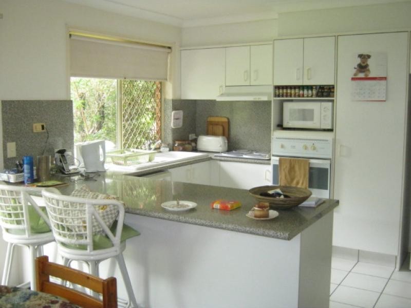 32 RIVERVIEW ROAD, Nerang QLD 4211