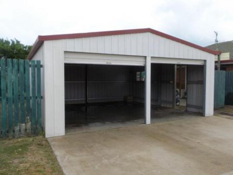 1 Wyuna Crt, Urangan QLD 4655