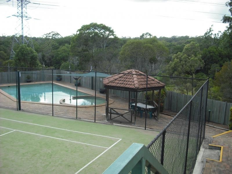 10 Adrian Place, Wishart QLD 4122