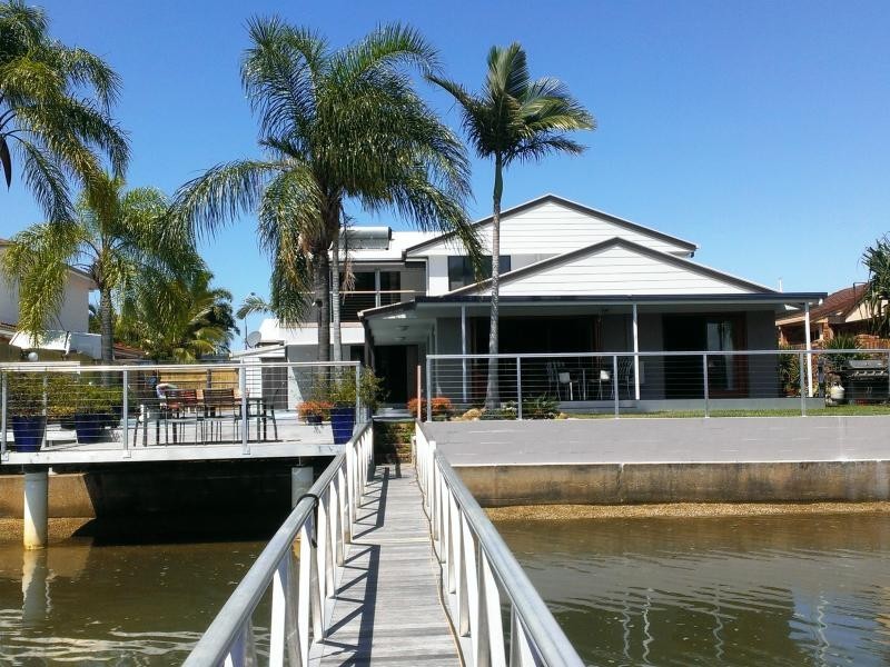 49 Courageous Court, Newport QLD 4020