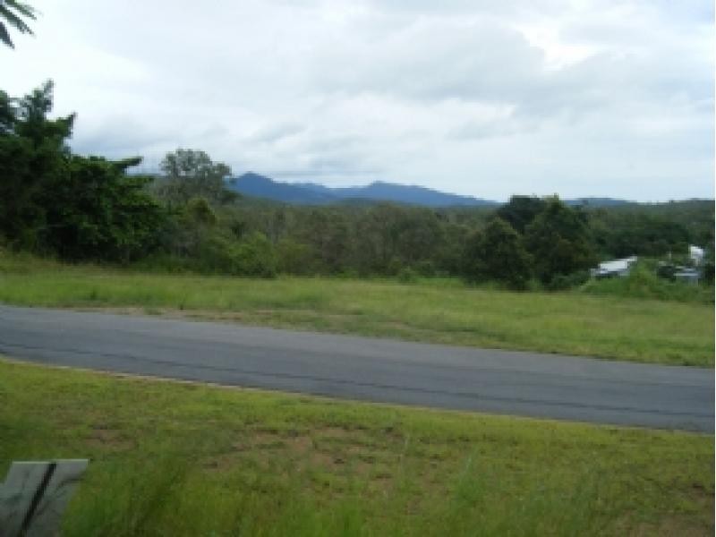 6 Santowski Crescent, Mount Molloy QLD 4871