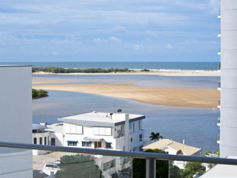 1 Duporth Avenue, Maroochydore QLD 4558