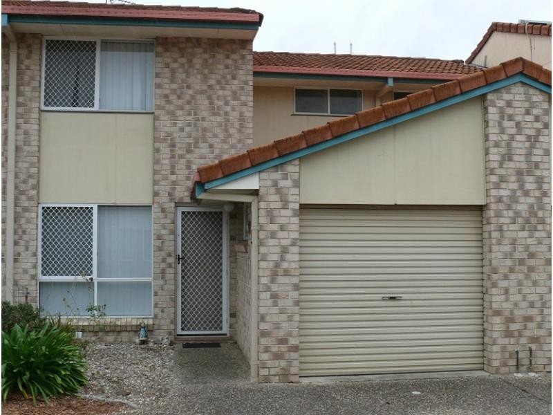 40 Murev Way, Carrara QLD 4211