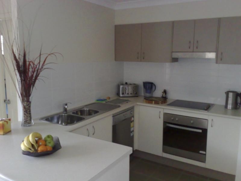 74 Johnston Street, Carina QLD 4152