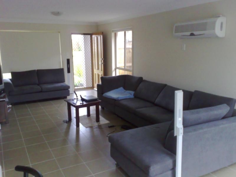 74 Johnston Street, Carina QLD 4152