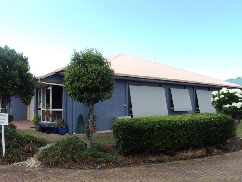 40 Lakeside Crescent, Currimundi QLD 4551