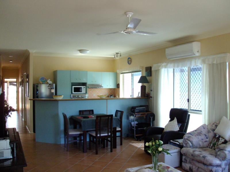 40 Lakeside Crescent, Currimundi QLD 4551